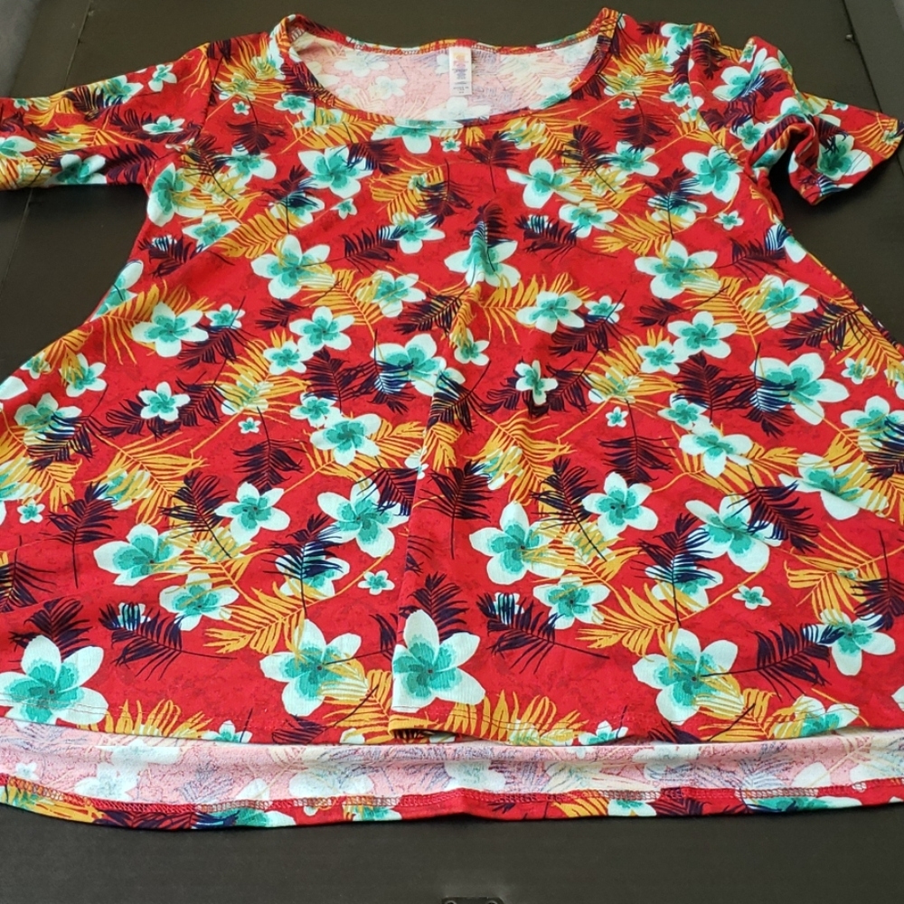 Lularoe Perfect T